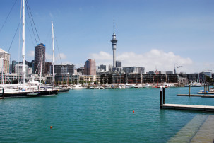 Ausblick vom Wynyard Quarter auf die Skyline Aucklands