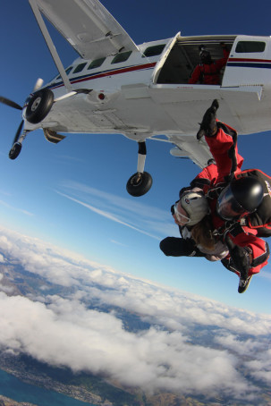 Skydiving in Queenstown