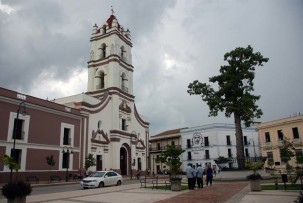 Plaza de los trabajadores in Camagüey